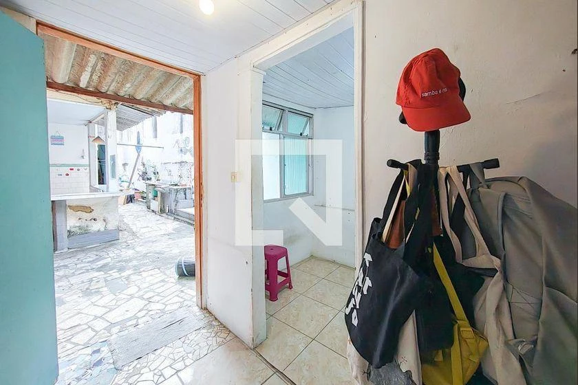 Furnished apartment with 5 bedrooms and 300 m² — photo 4