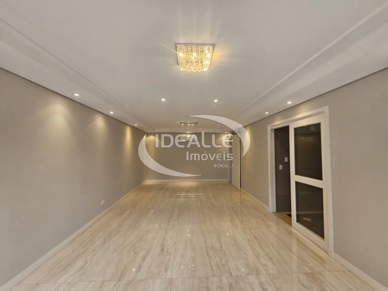 Apartamento de 3 suites con 335 m² y balcón — photo 4