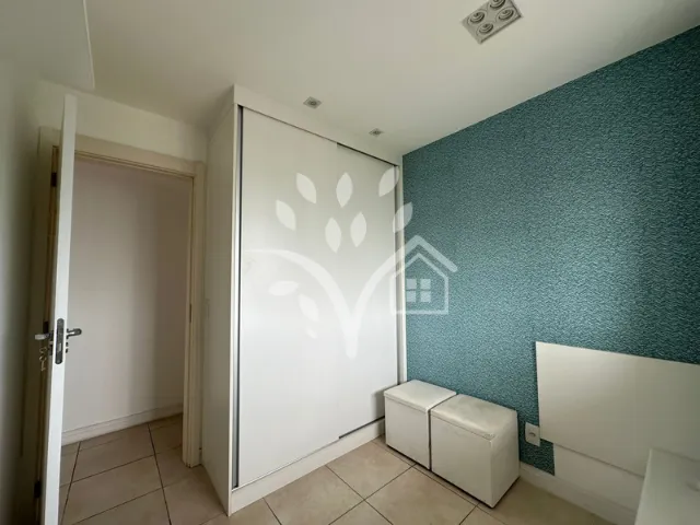 Furnished apartment with 3 bedrooms and 2 bathrooms — photo 14