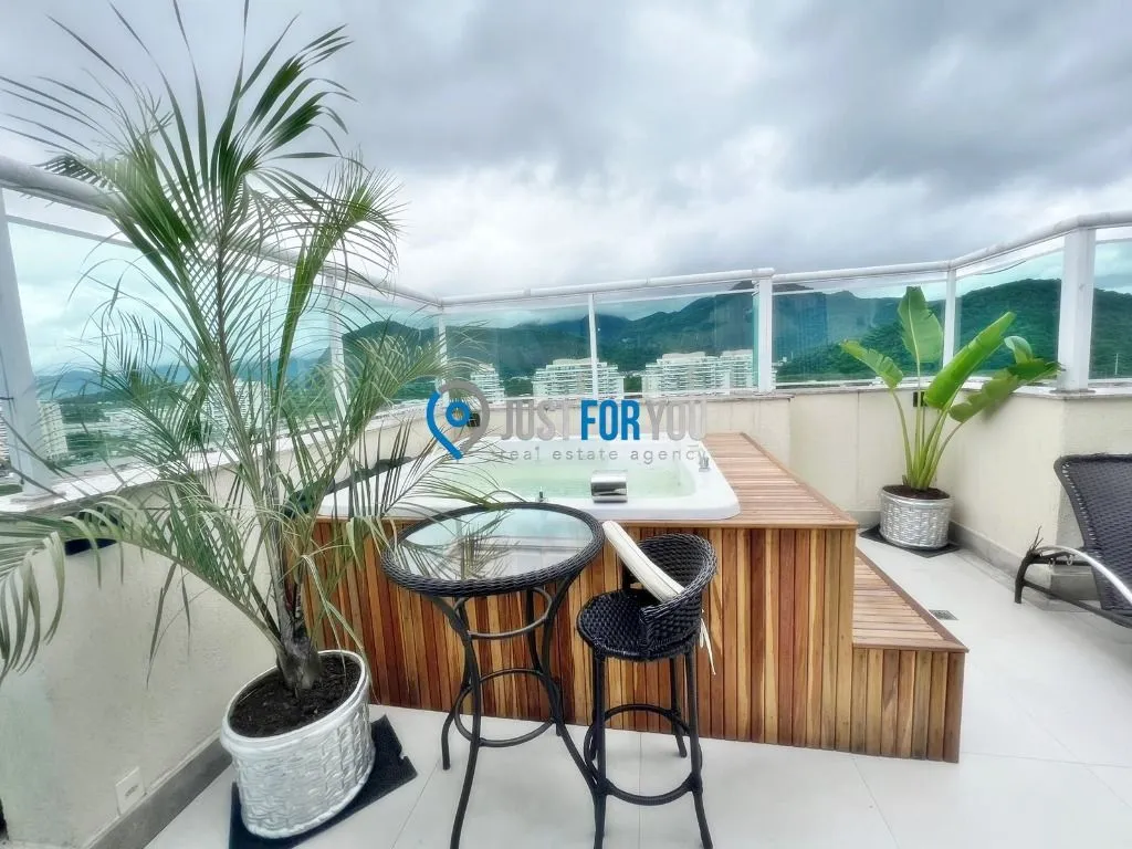 3-bedroom duplex with 4 bathrooms and 189 m² — photo 4