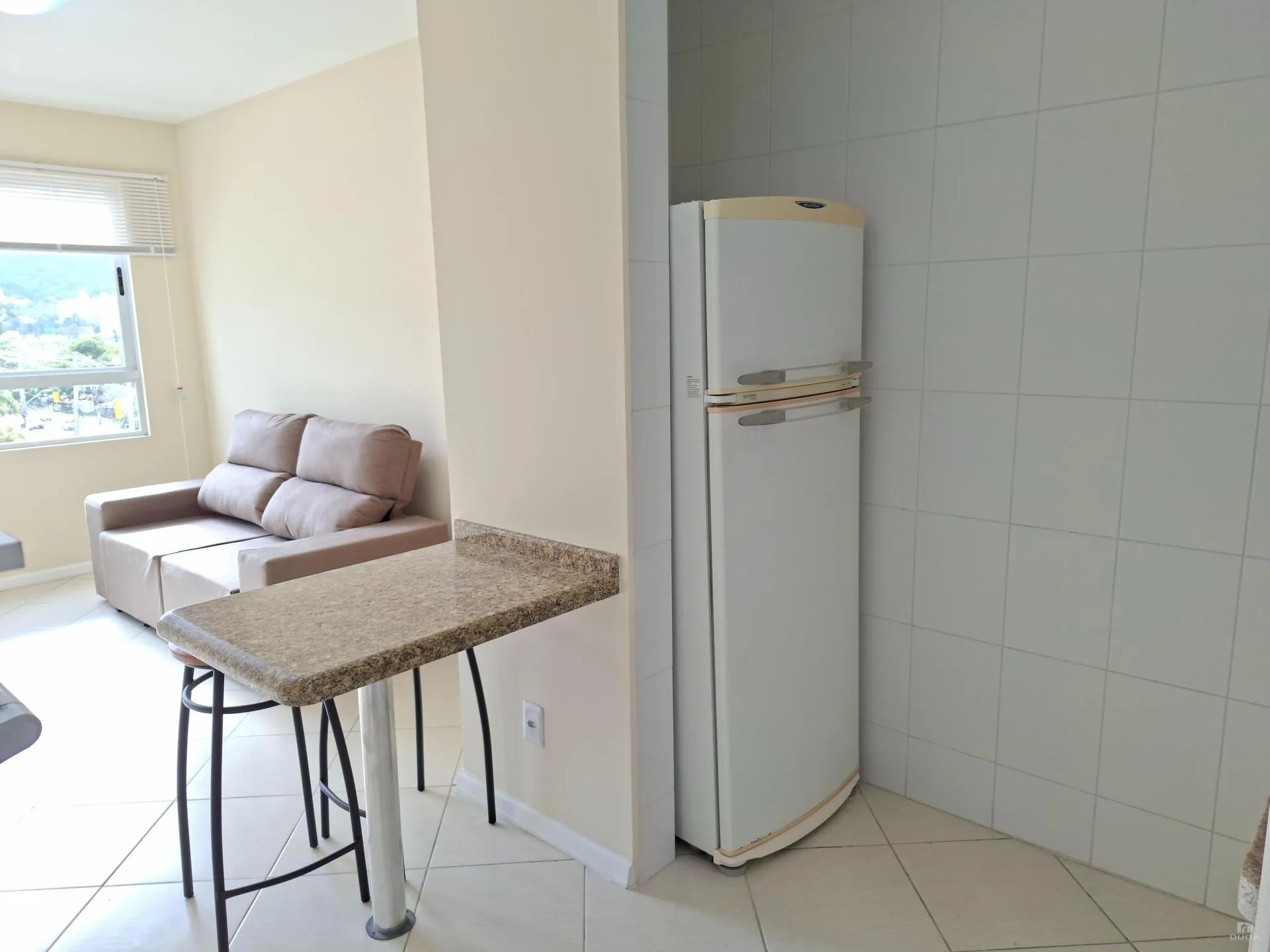 1-bedroom apartment with open-plan kitchen and parking — photo 19