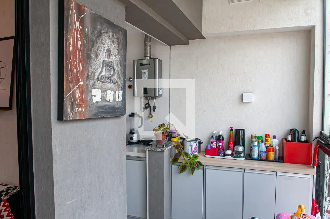 Walk-in closet in a 3-bedroom apartment, 130 m² — photo 2