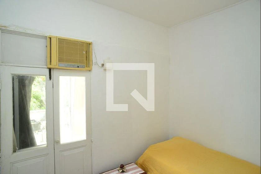 Unfurnished 6-bedroom apartment with 340 m² — photo 16