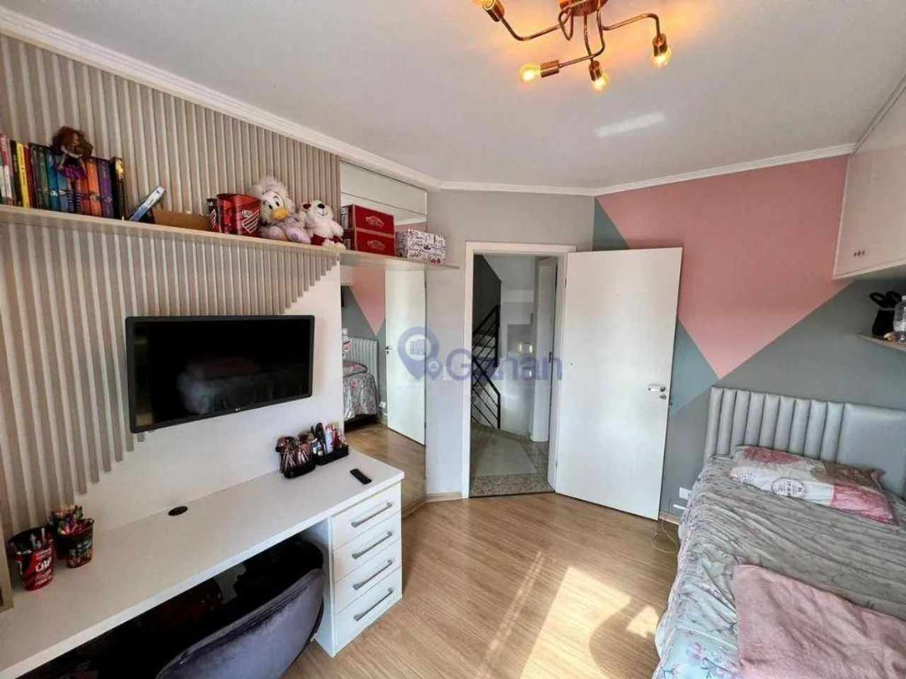Sobrado mobiliado com 3 quartos, 4 banheiros e 4 vagas — photo 16