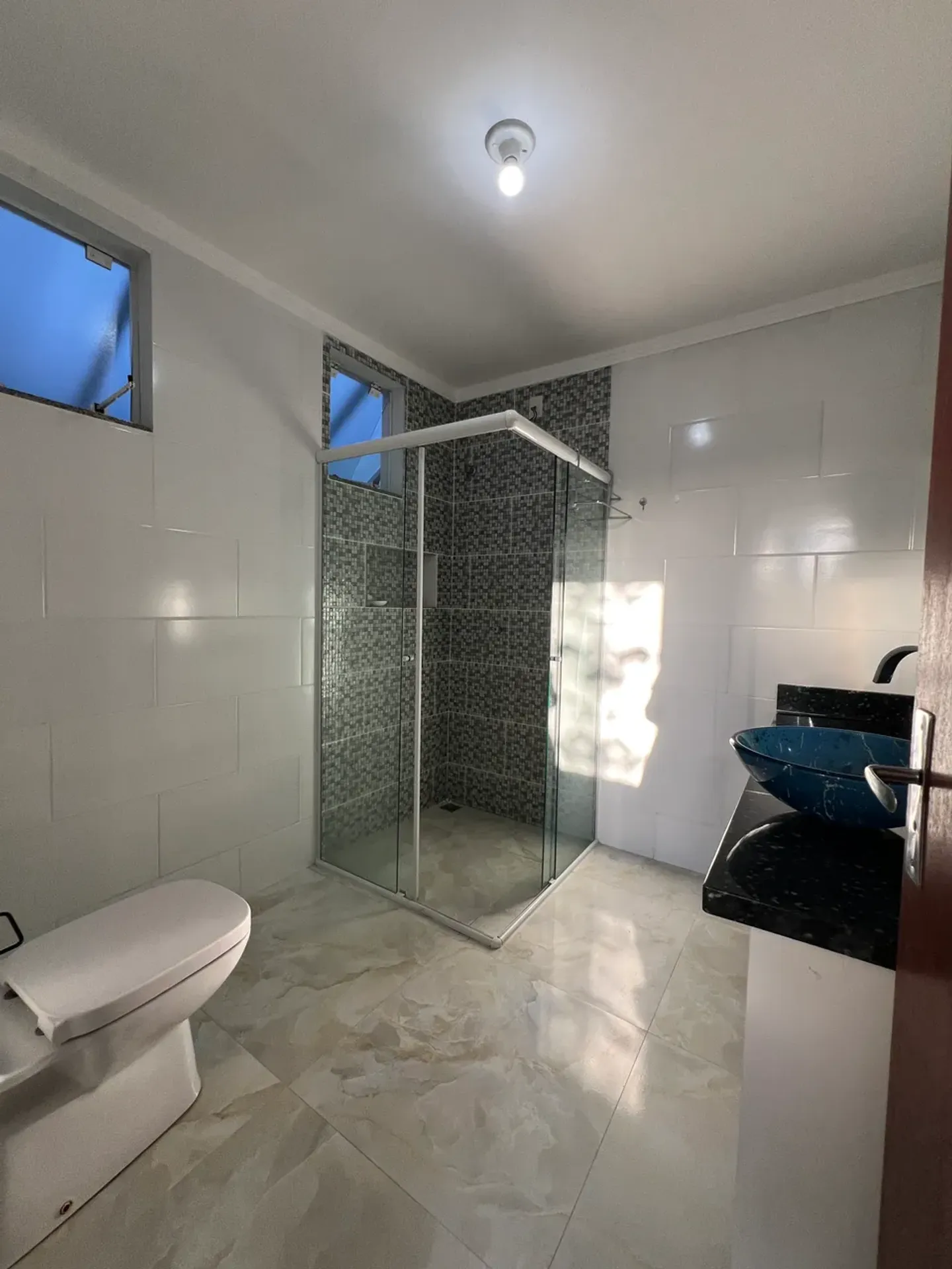 Apartment with 3 bedrooms, en-suite and open gas kitchen — photo 10