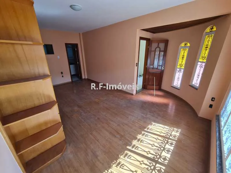 Triplex house with 4 bedrooms and 4 bathrooms — photo 13
