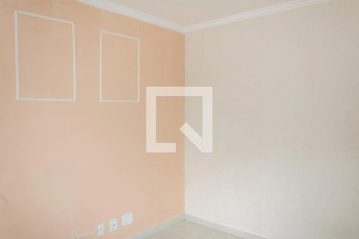 Home office in a 2-bedroom apartment, 43 m² — photo 29