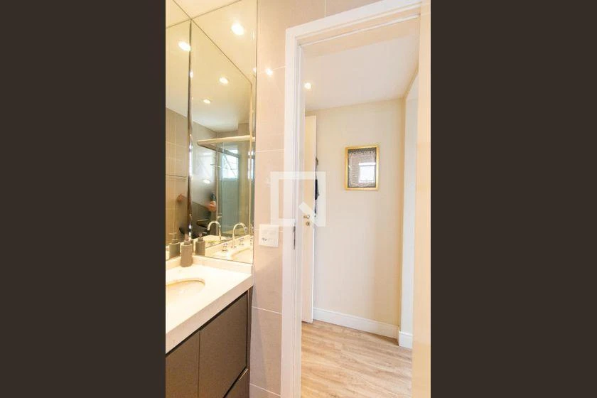 Washing machine in a 2-bedroom apartment, 70 m² — photo 44