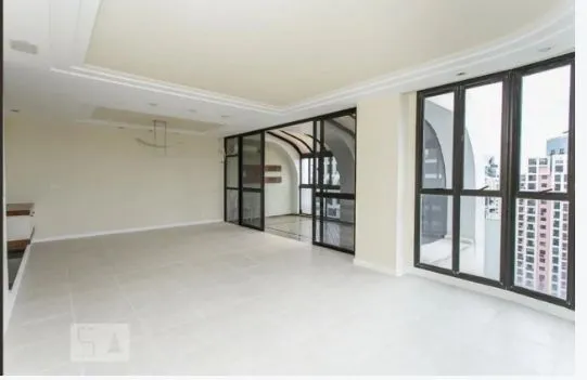 Unfurnished apartment with an enclosed glass balcony — photo 8