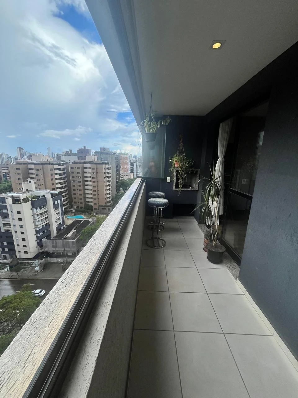 Furnished apartment, 48 m², with a glass-enclosed balcony — photo 11
