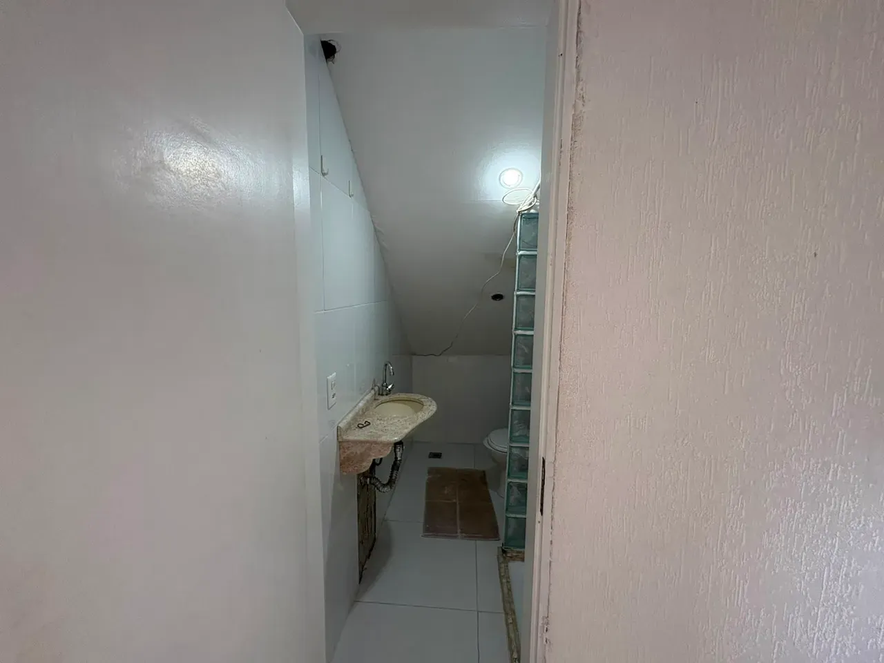 Furnished 266 m² house with 6 bedrooms and balcony grill — photo 56