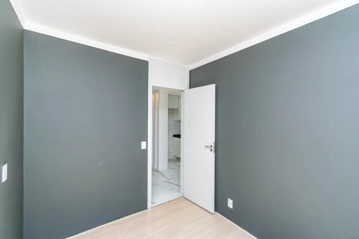 2-bedroom apartment in a building with a gym — photo 35