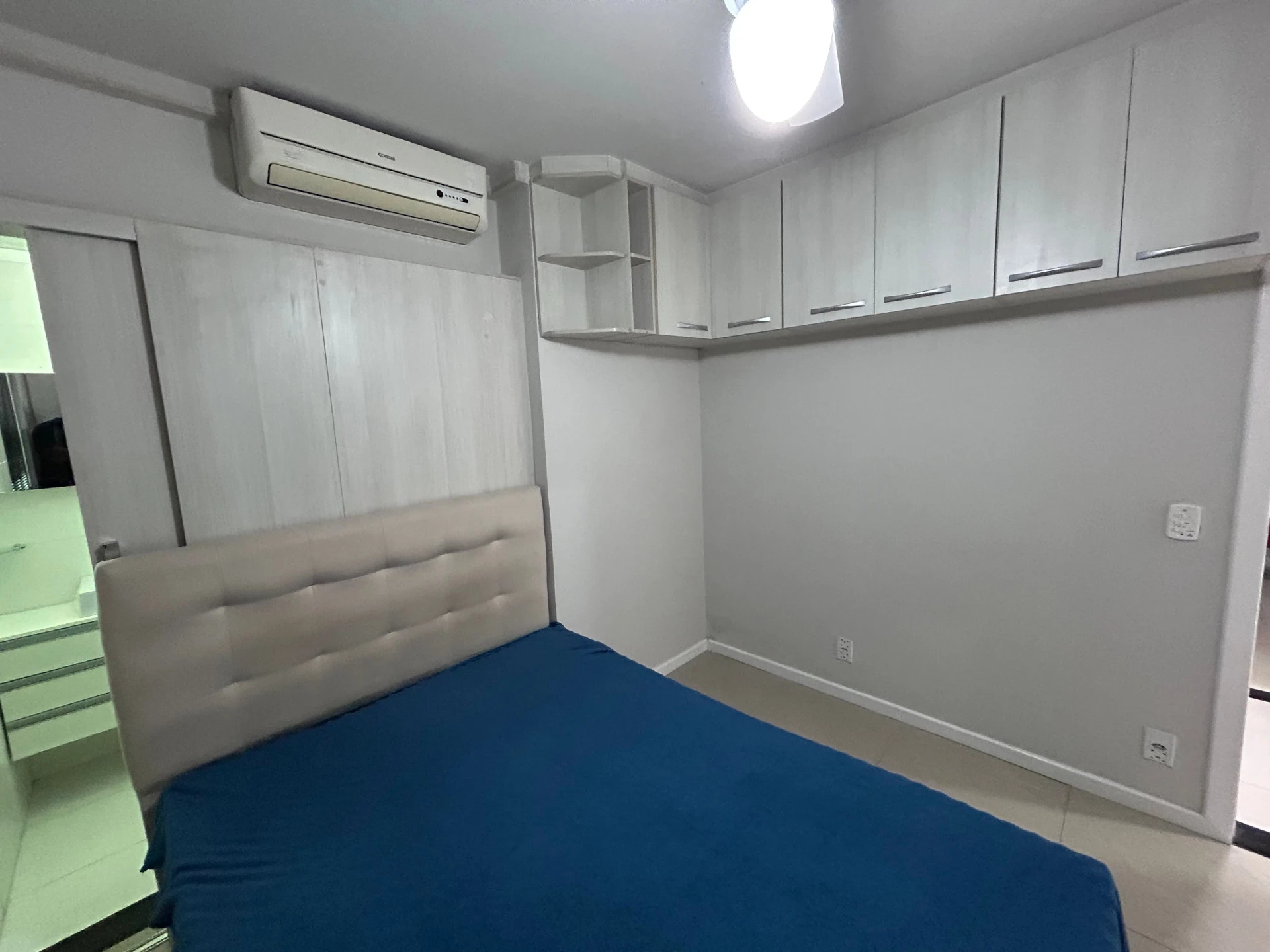 Casa mobiliada com 4 suítes, 200 m² e 3 vagas