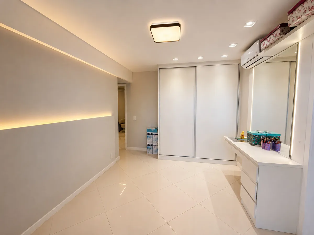4-bedroom apartment with 4 en-suite bathrooms, 233 m² — photo 9