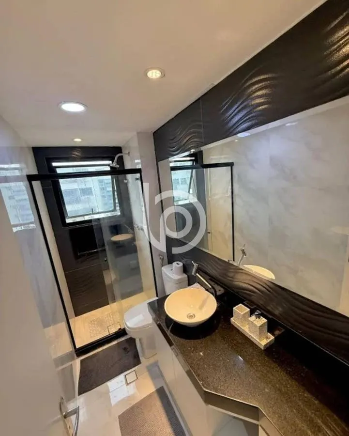 Furnished apartment, 91 m², with a fireplace — photo 9