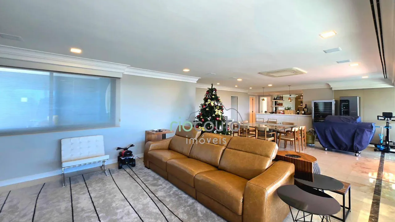 Furnished apartment with 4 bedrooms and open-plan kitchen — photo 8