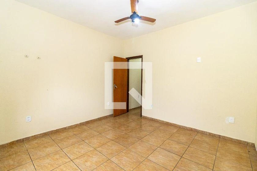 Rental house with balcony, 4 bedrooms and 120 m² — photo 38