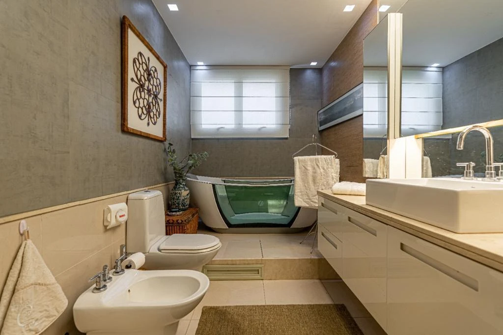Apartamento mobiliado 420 m² com 4 suítes e varanda envidraçada — photo 17