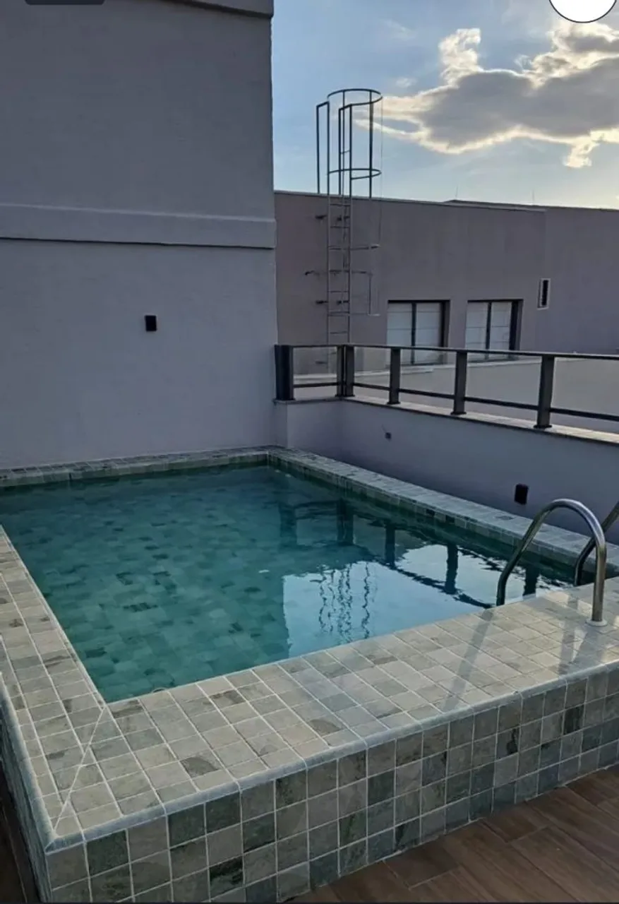 Furnished 2-bedroom apartment with 24-hour concierge — photo 2