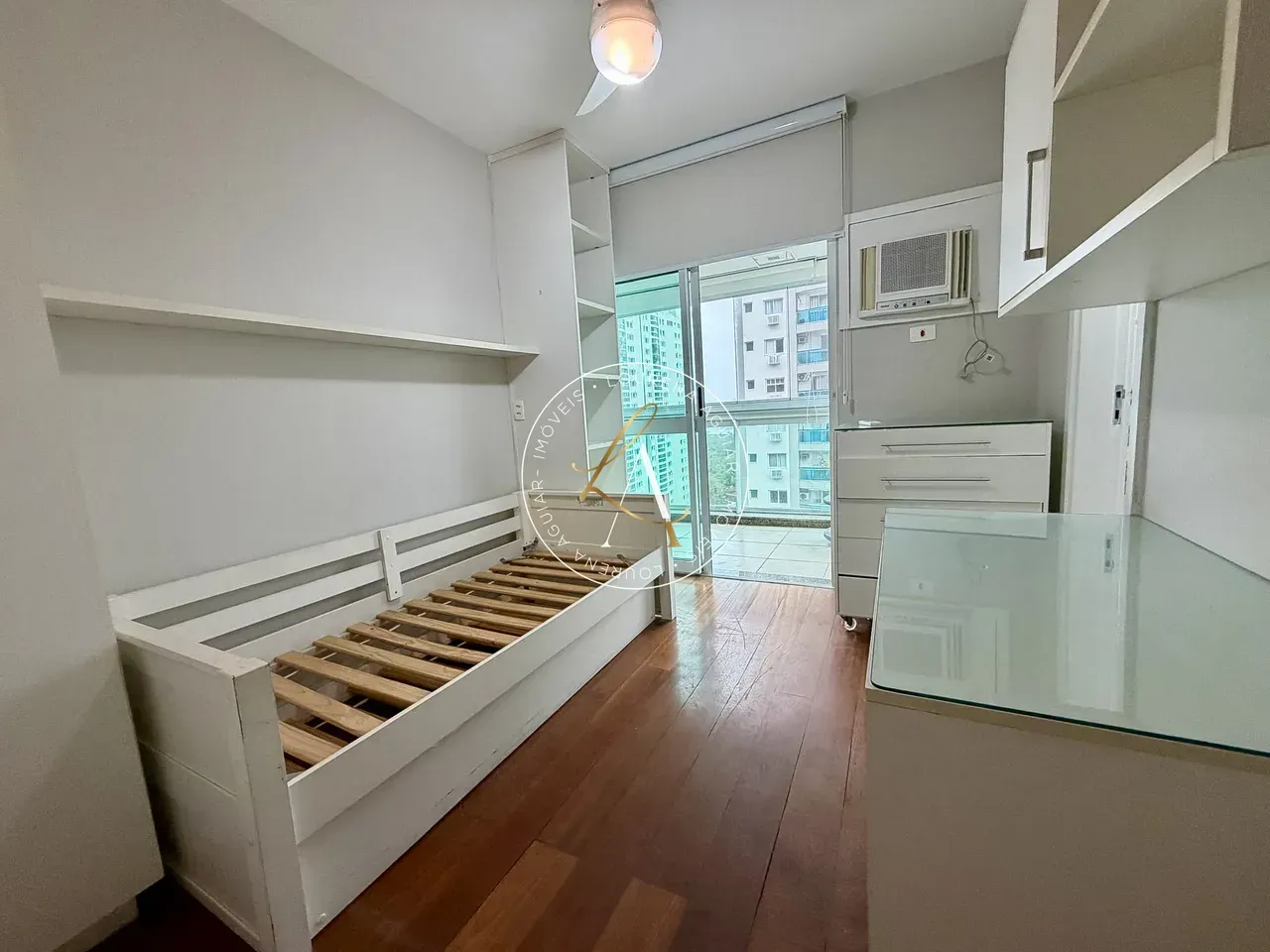 Apartamento mobiliado 140 m² com 4 quartos e 4 banheiros — photo 5