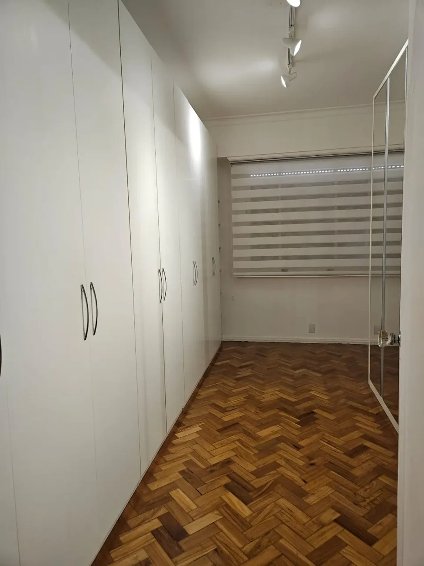 Apartamento, 200 m², com varanda envidraçada — photo 25