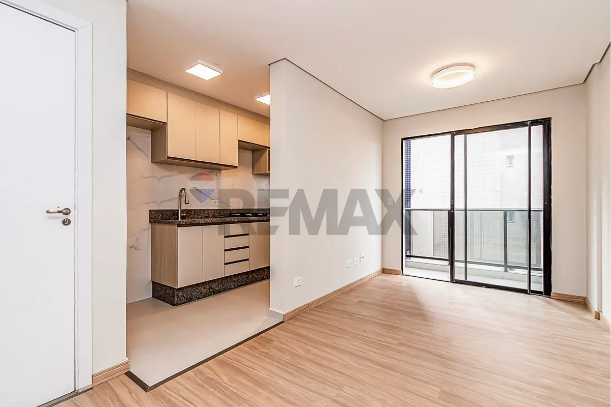 Home office in a 2-bedroom apartment, 53 m²