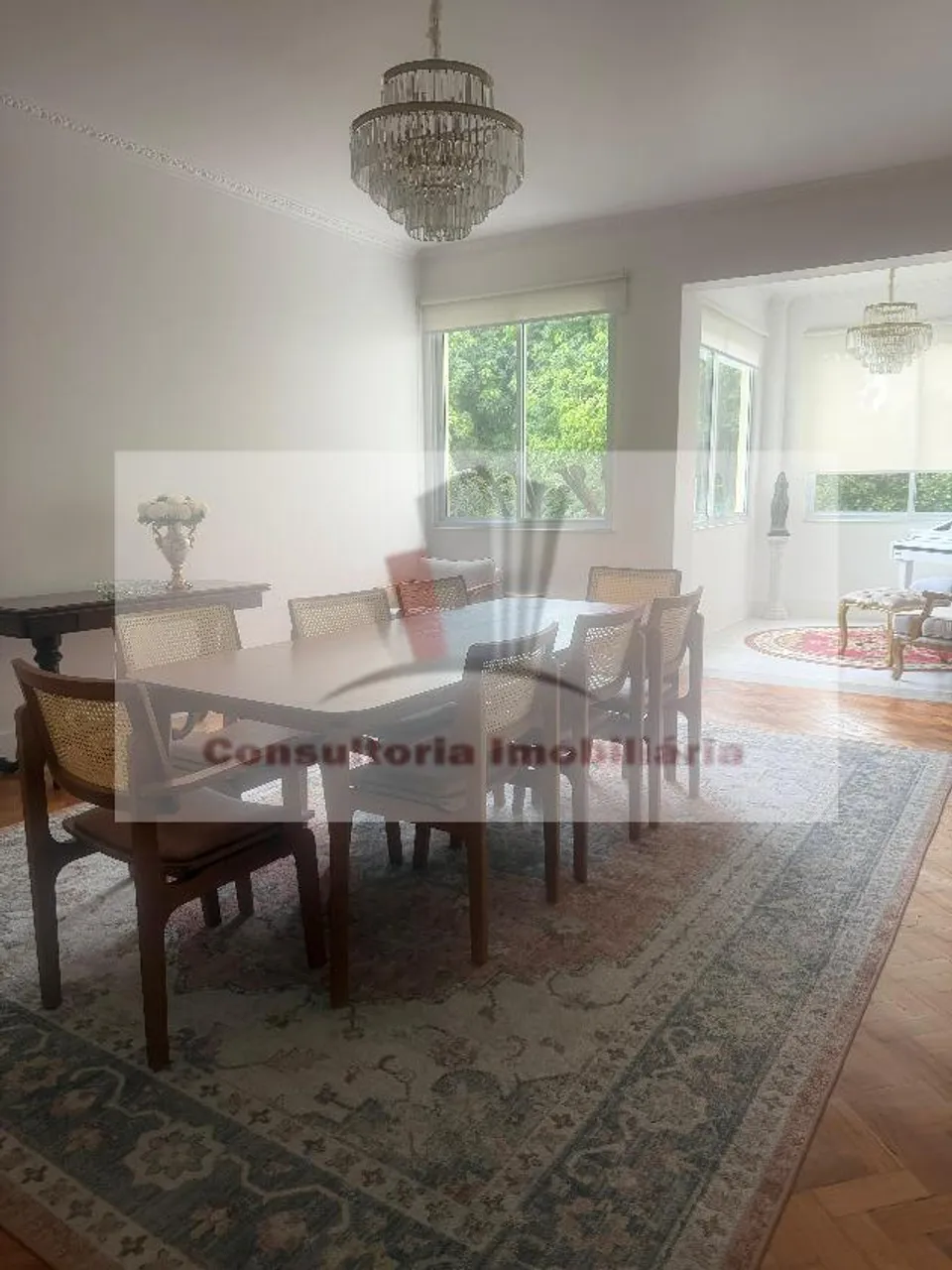 Air-conditioned apartment with 4 bedrooms and 4 bathrooms — photo 8