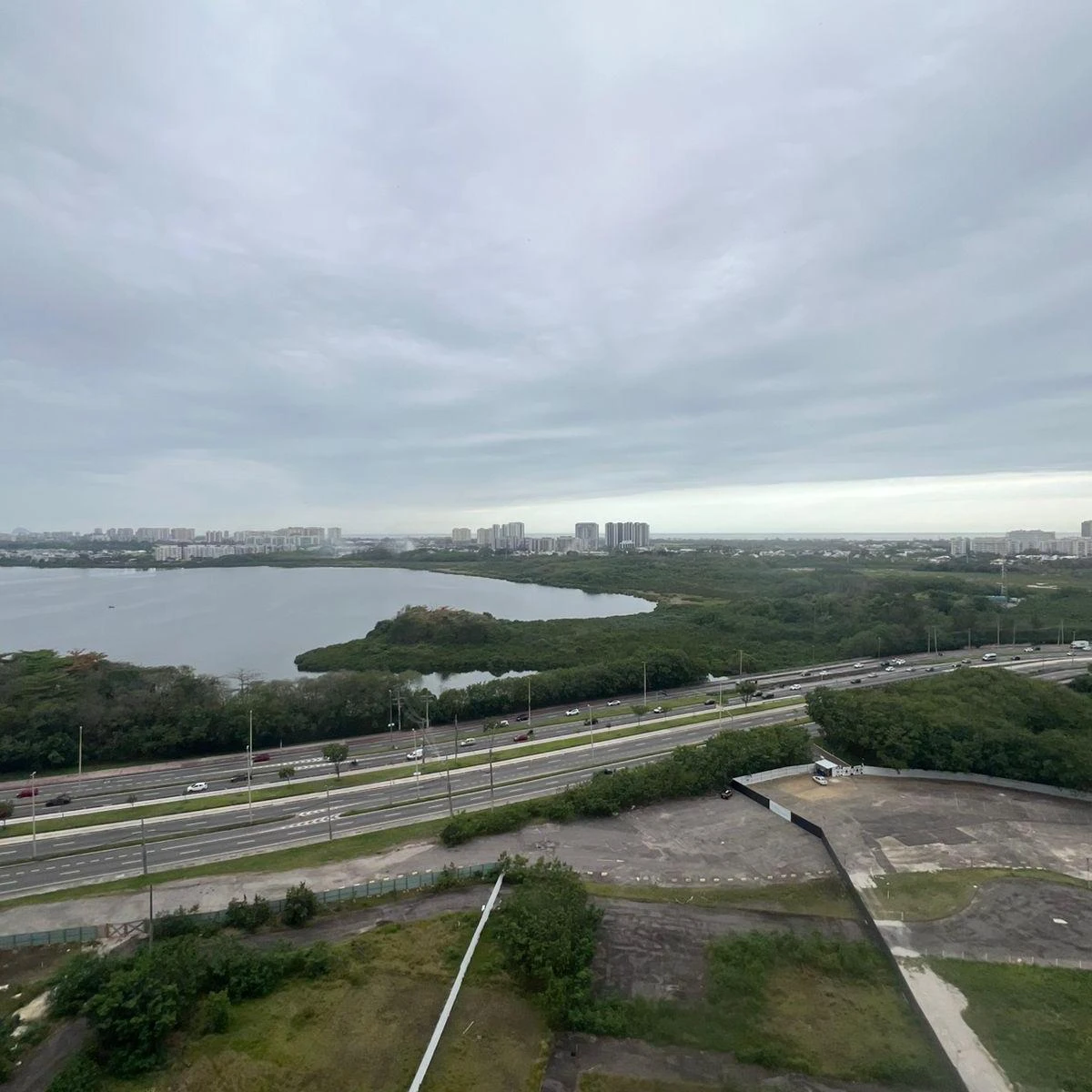Furnished duplex penthouse with 2 bedrooms and 3 parking spots — photo 12