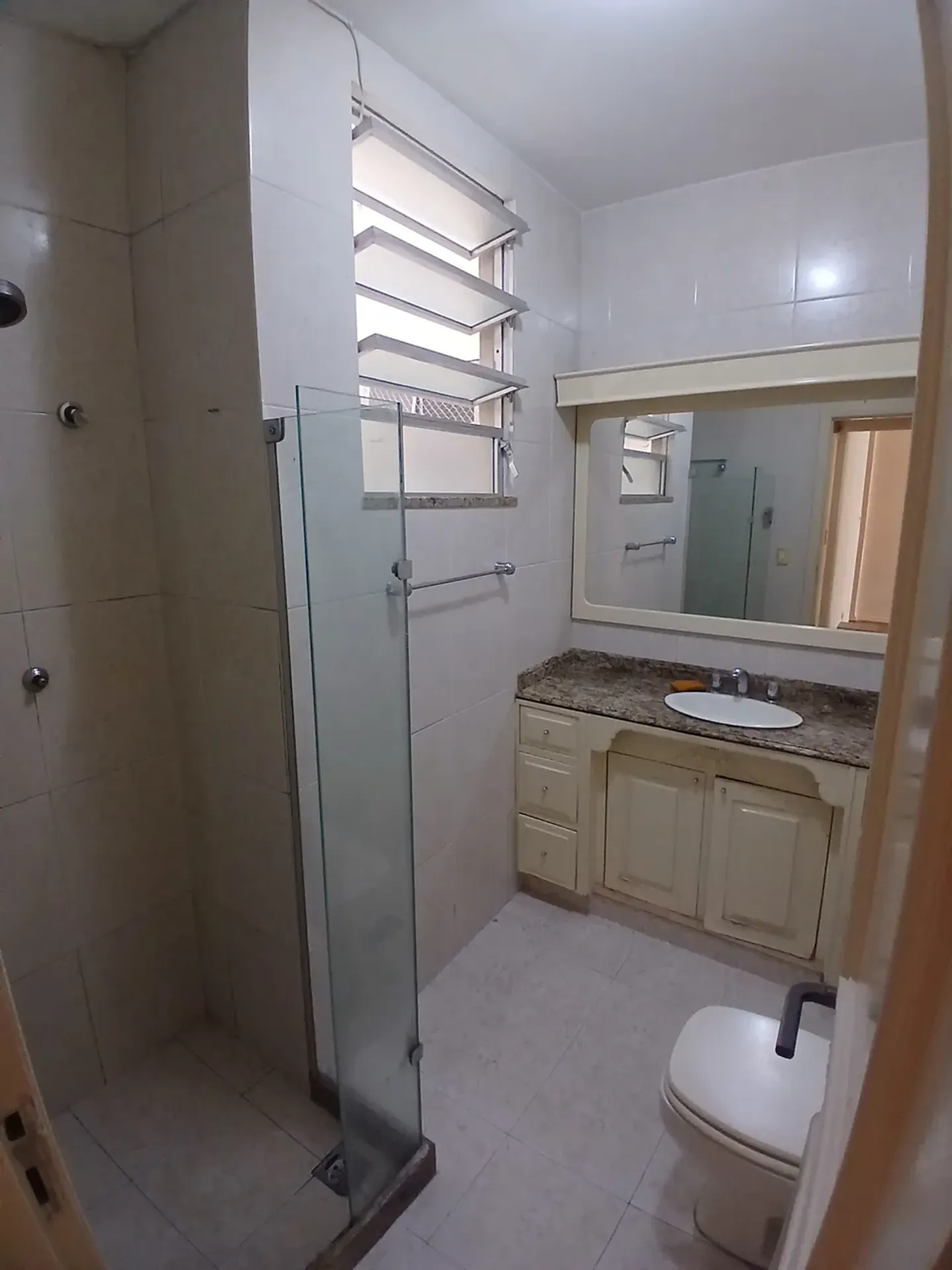 Apartamento de 2 quartos com vaga e vista para a cidade — photo 17