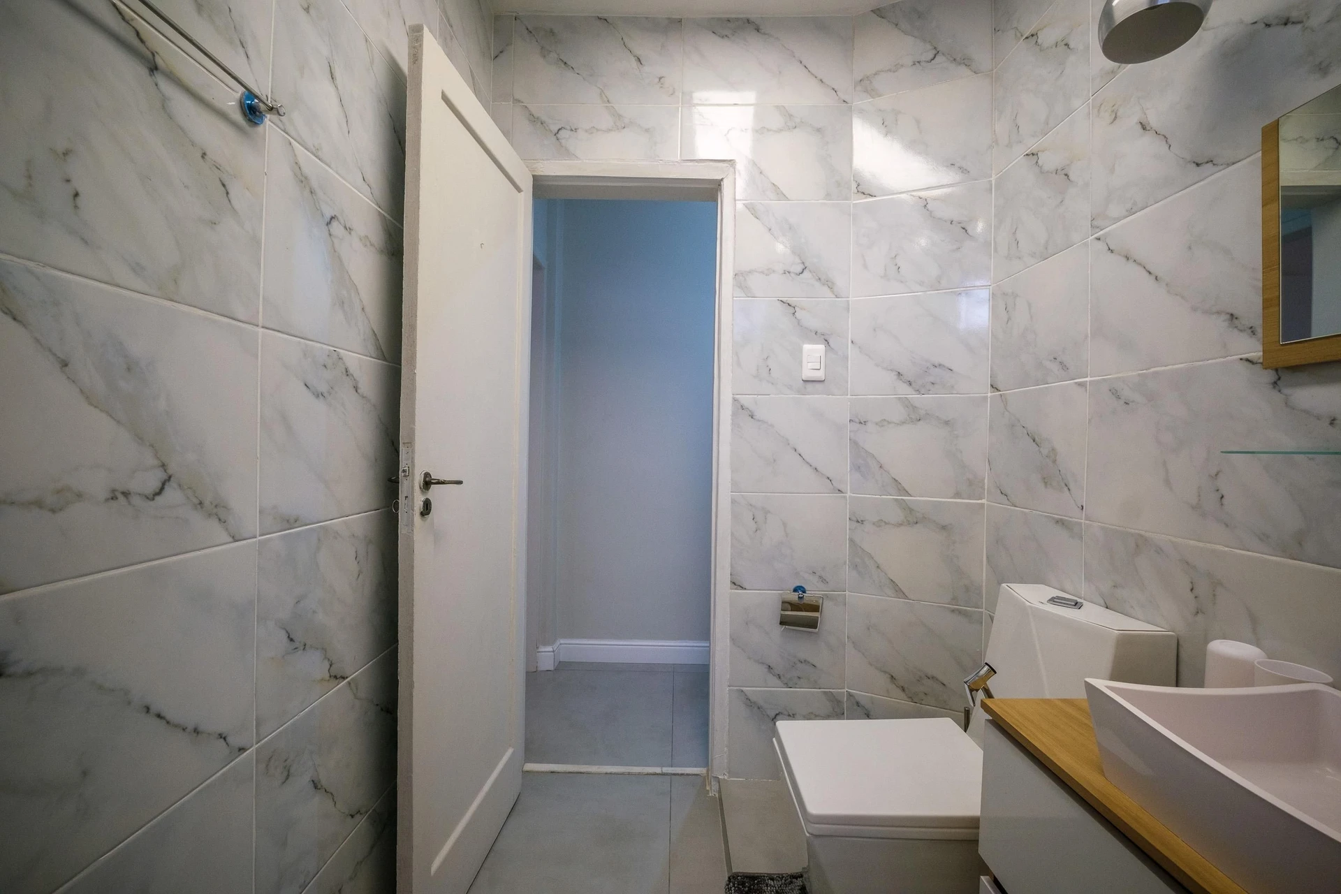 Apartamento amueblado de 1 dormitorio con cocina abierta — photo 11