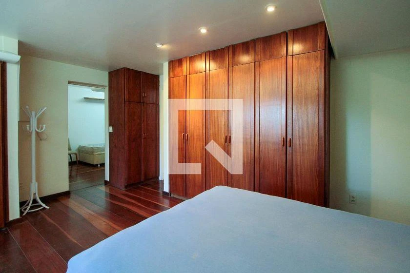 Меблированный дом с 4 спальнями и 3 сьютами, 450 м² — photo 25