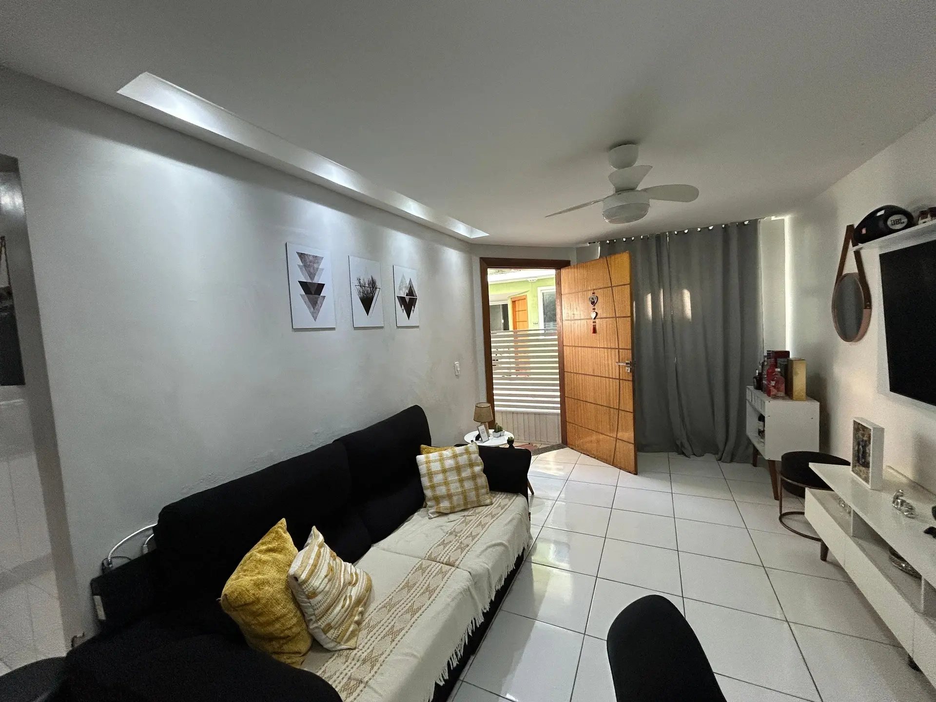 Furnished house with 3 bedrooms and a gas stove kitchen — photo 29