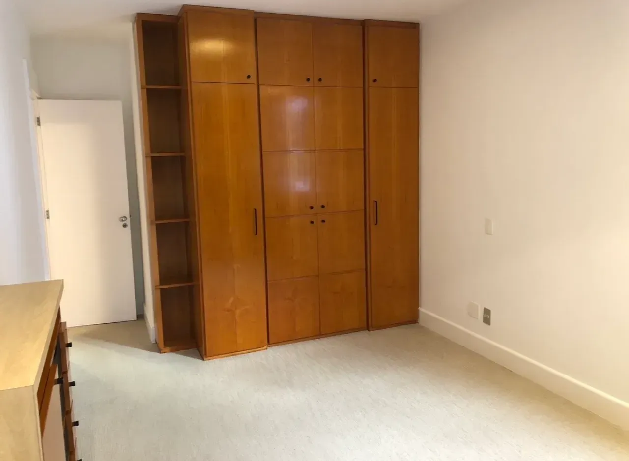 Duplex penthouse with a closed kitchen and 4 baths — photo 15