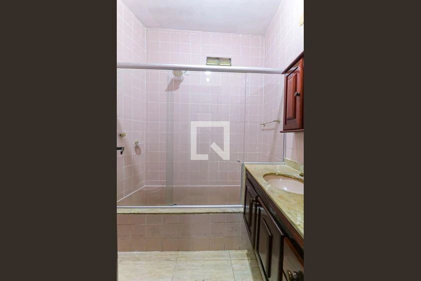 House, 240 m², with a bathtub — photo 35