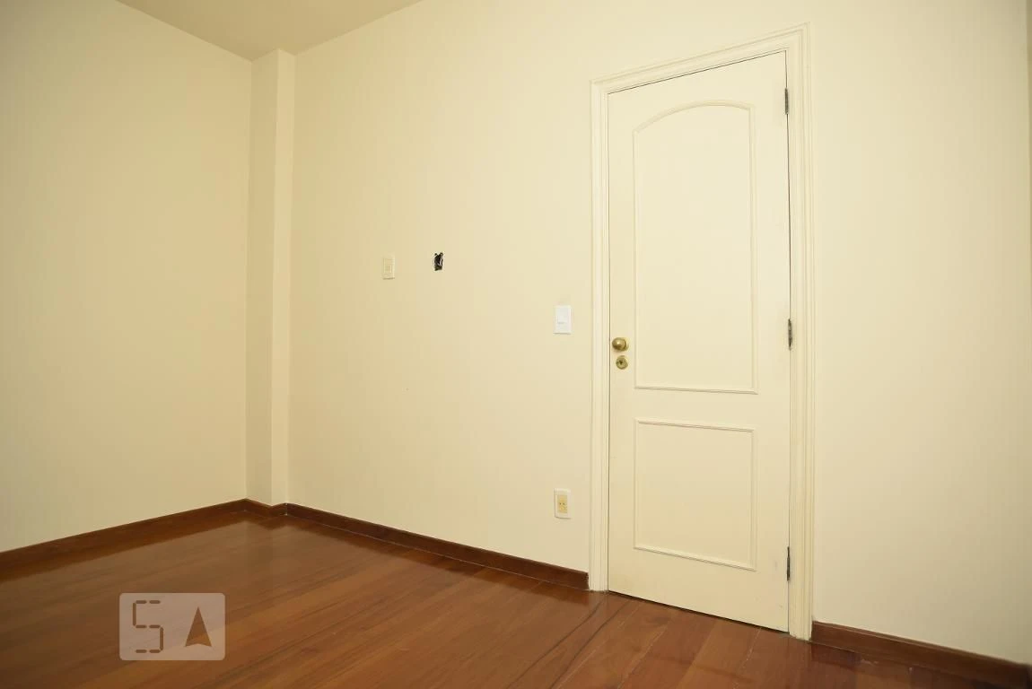 4-bedroom apartment (2 en-suite) with separate kitchen — photo 81