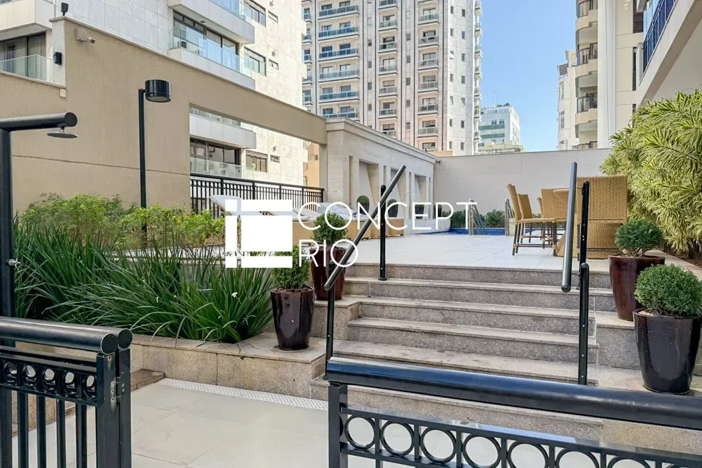Furnished 2-bedroom apartment with 2 bathrooms — photo 23