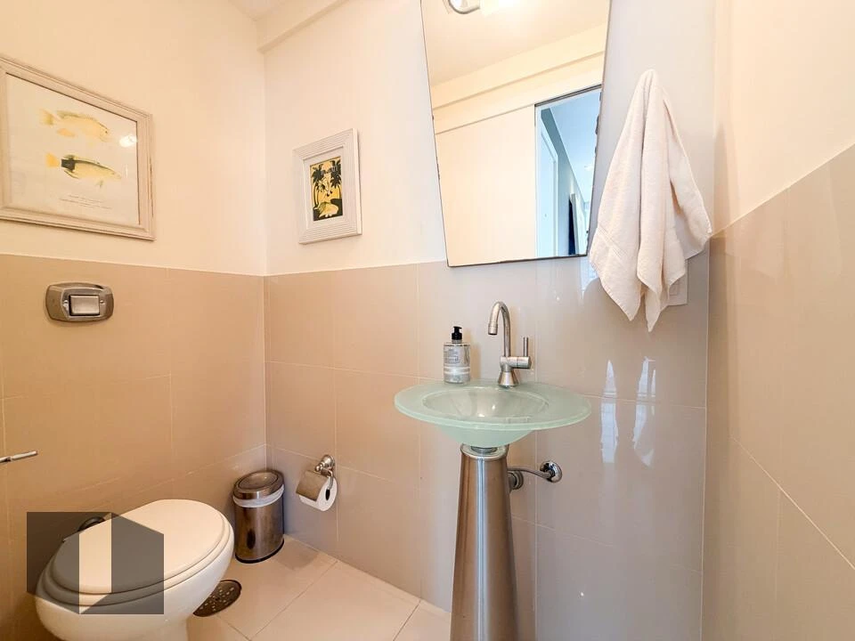 Furnished apartment, 186 m², with a grill on the balcony — photo 30