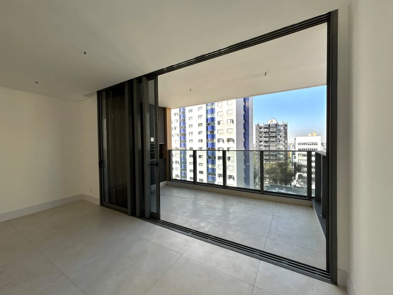 Apartamento mobiliado com 3 dormitórios e cozinha conceito aberto — photo 6