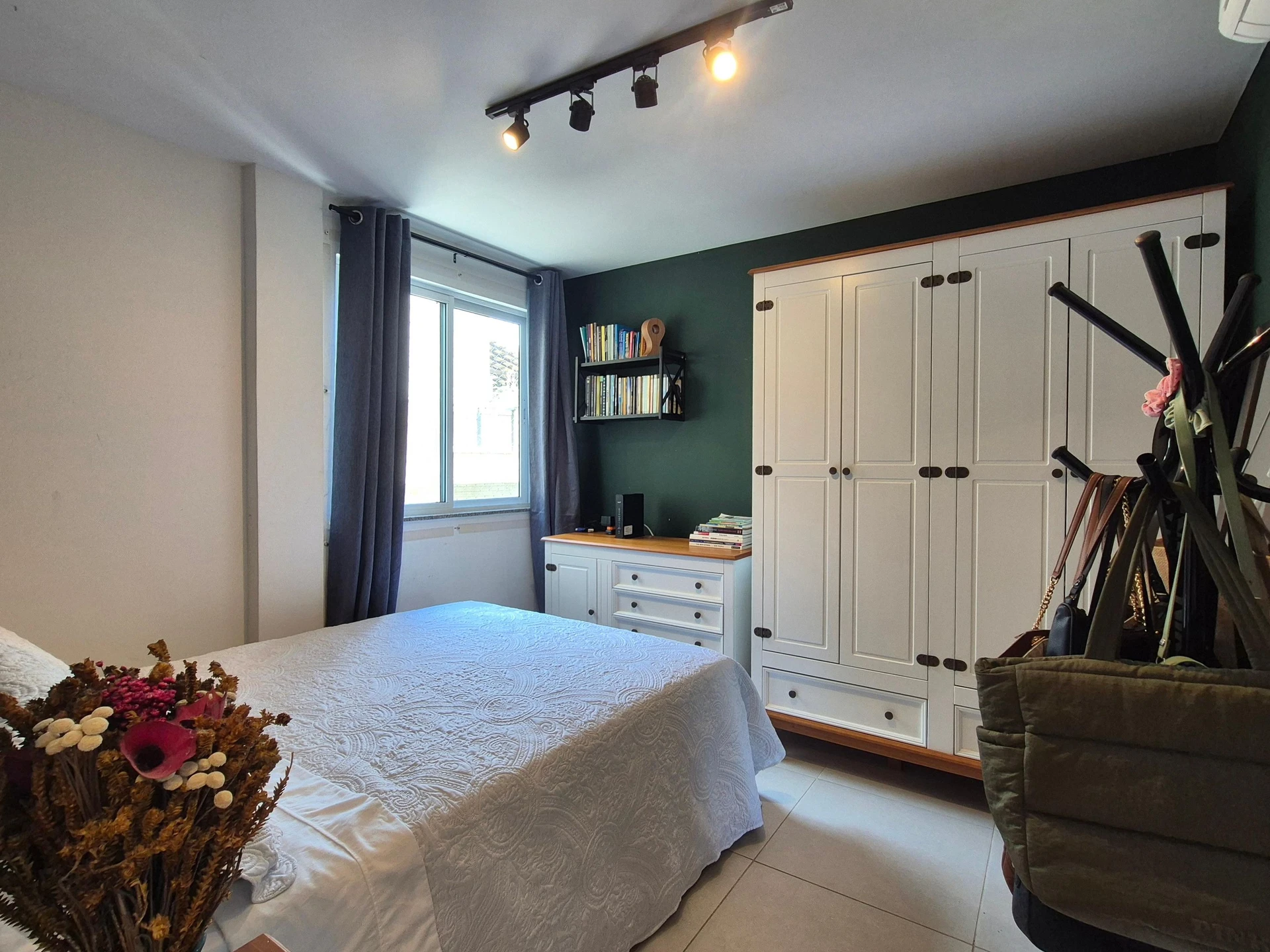 Apartamento mobiliado, 200 m², com varanda envidraçada — photo 11