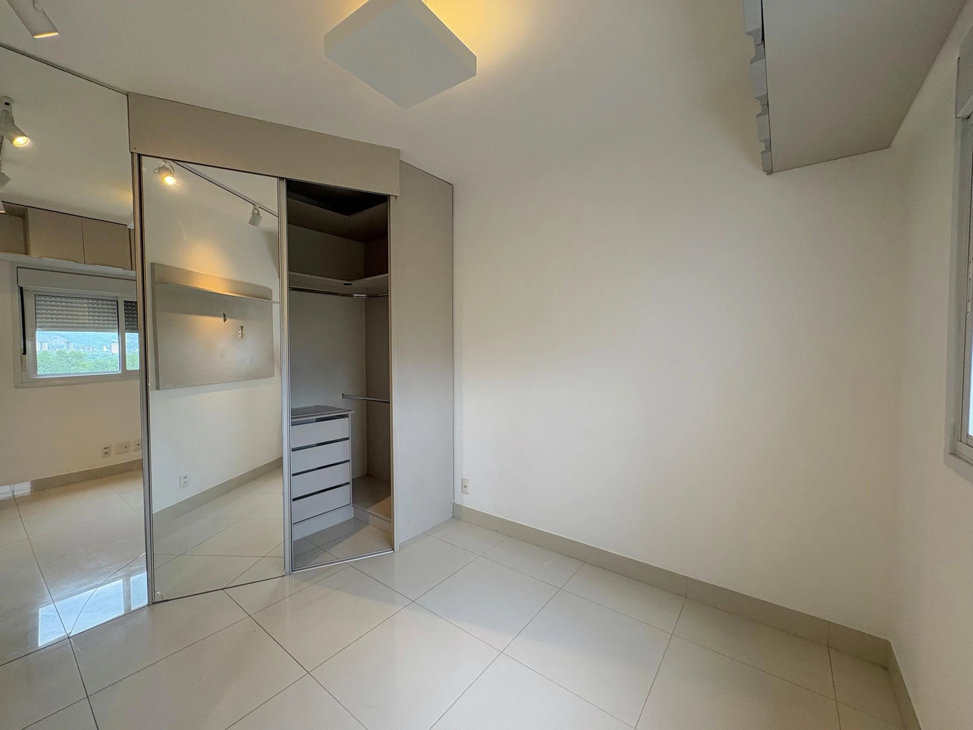 Apartment, 151 m², with a water view — photo 41