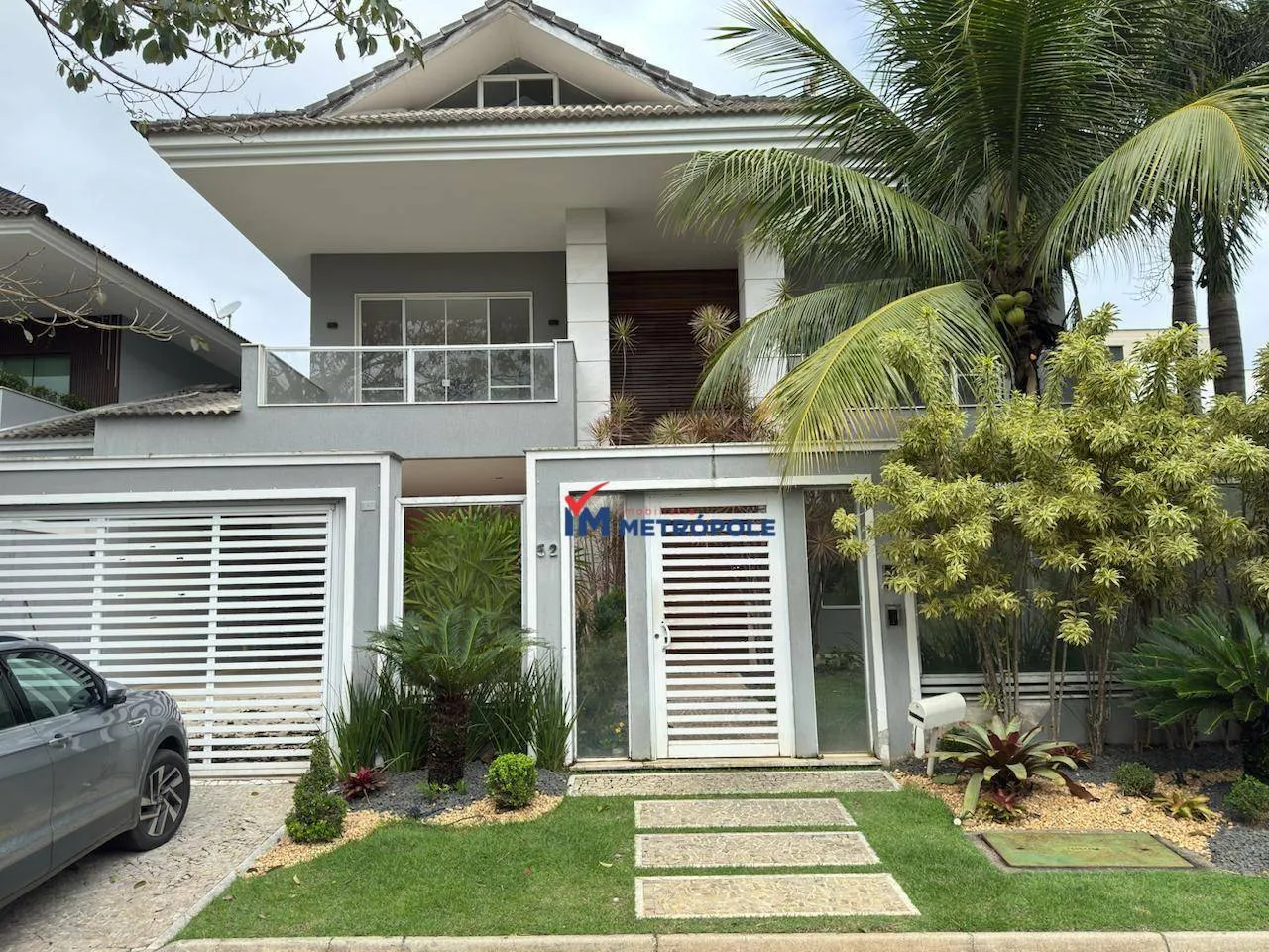 5 quartos e janelas do piso ao teto: casa de 600 m² — photo 11