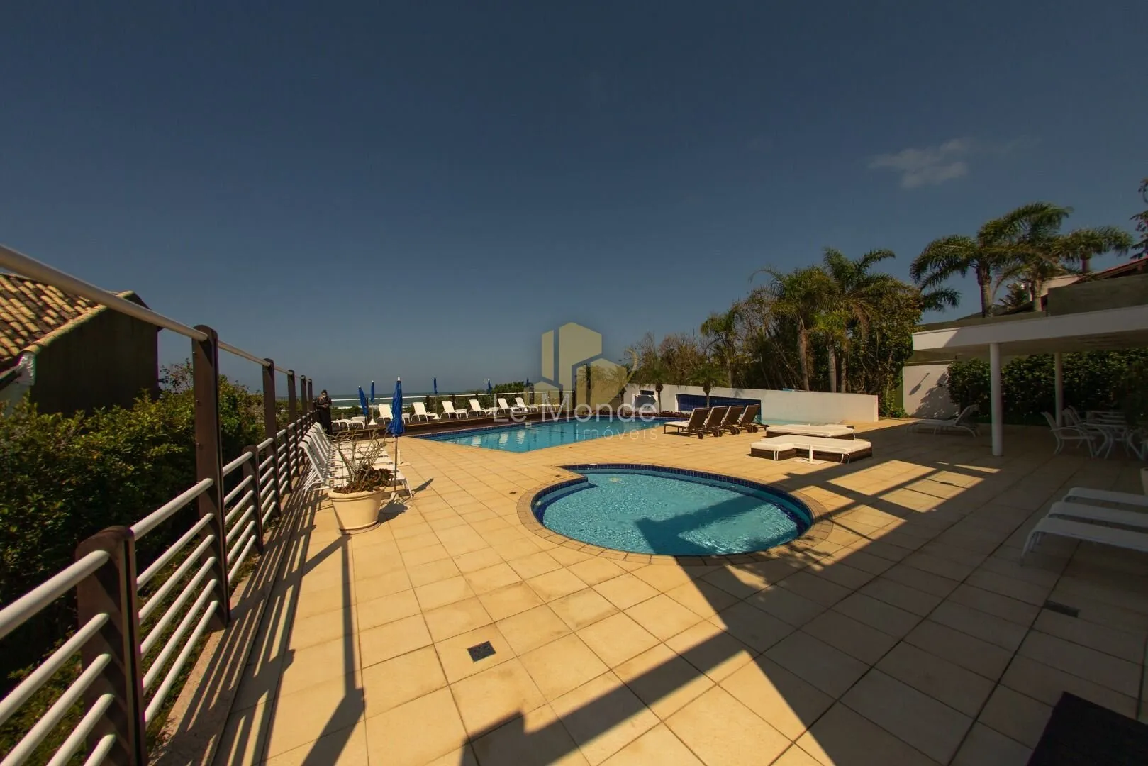 Apartamento amueblado con 4 dormitorios y 382 m² — photo 56