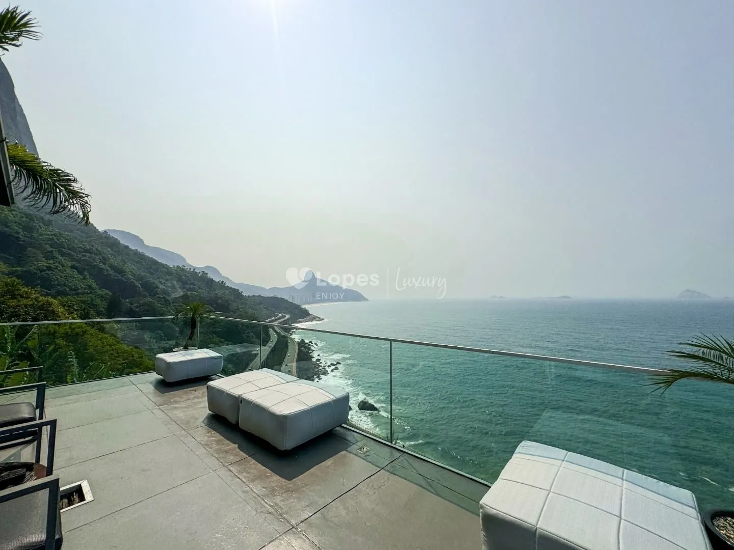 House with 5 en-suite bedrooms, 8 baths and 3 parking — photo 7