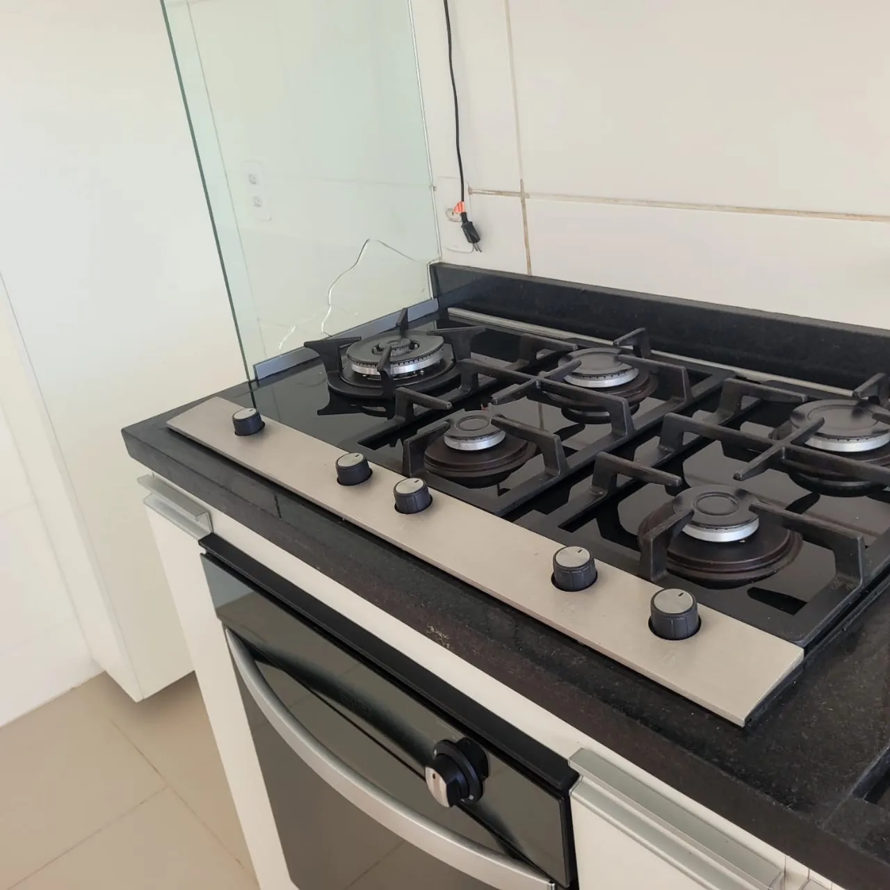 Apartamento sem mobília com 2 quartos e banho com box — photo 5