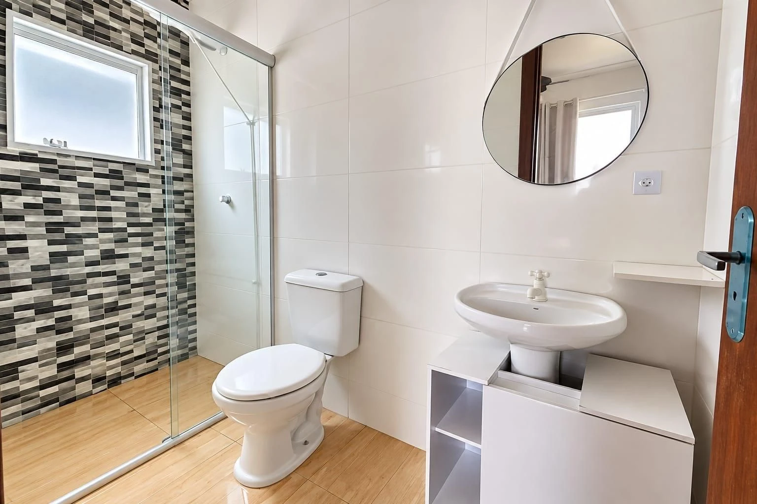 Furnished studio, 30 m², with a washing machine — photo 7