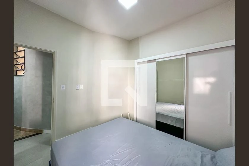 32 m² 1-bedroom apartment with a compact kitchenette — photo 12
