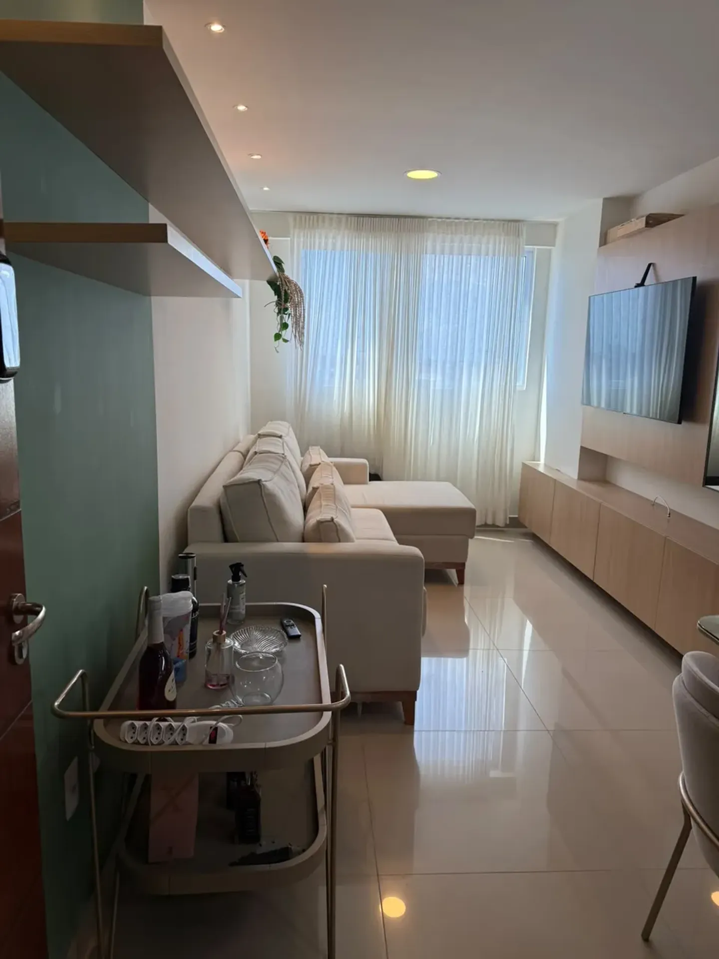 Furnished apartment on the 6th floor with open kitchen — photo 4