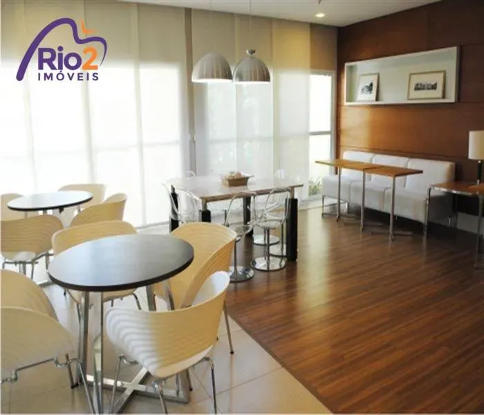 Furnished 77 m² apartment with enclosed glass balcony — photo 36