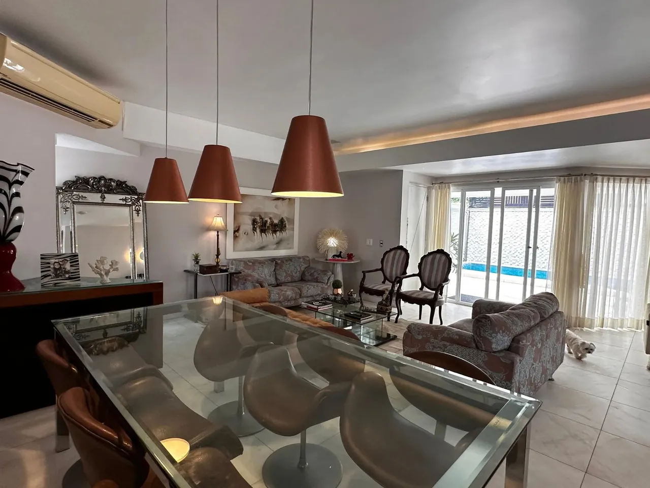 Casa amueblada con 4 dormitorios y 5 niveles — photo 2