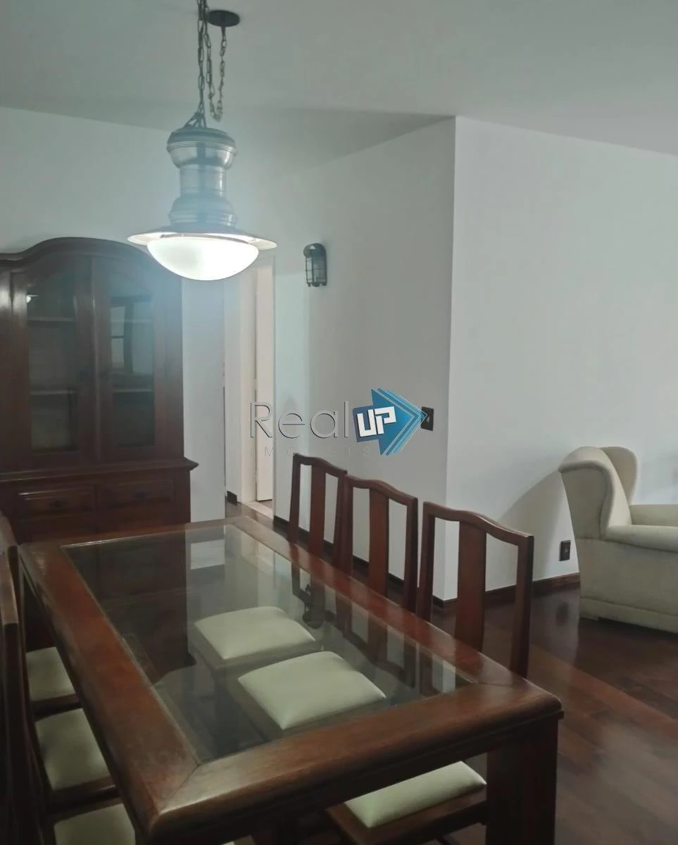 Home office in a 3-bedroom apartment, 129 m² — photo 14